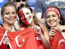 The #Turkish people are great. Average age is 20. #Turkey is great ...