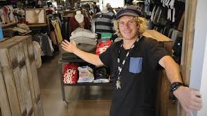 How to Hire and Keep Quality Retail Staff - SBIA